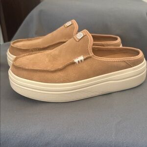 Hey Dude Women's Brown Slip-On Mules